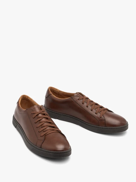 Dunkelbraune Herren-Turnschuhe aus Leder