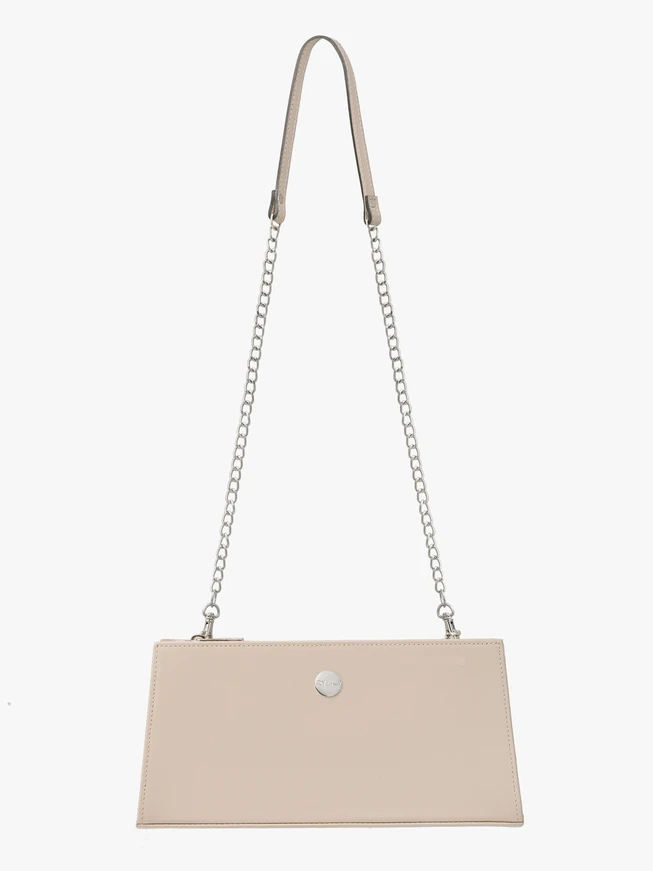 Elegant handbag with chain strap