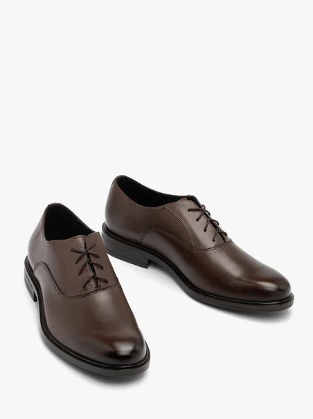Dunkelbraune elegante Herrenhalbschuhe