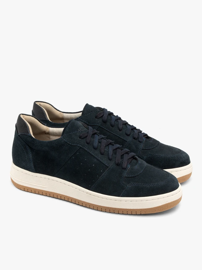 Navy men’s sneakers