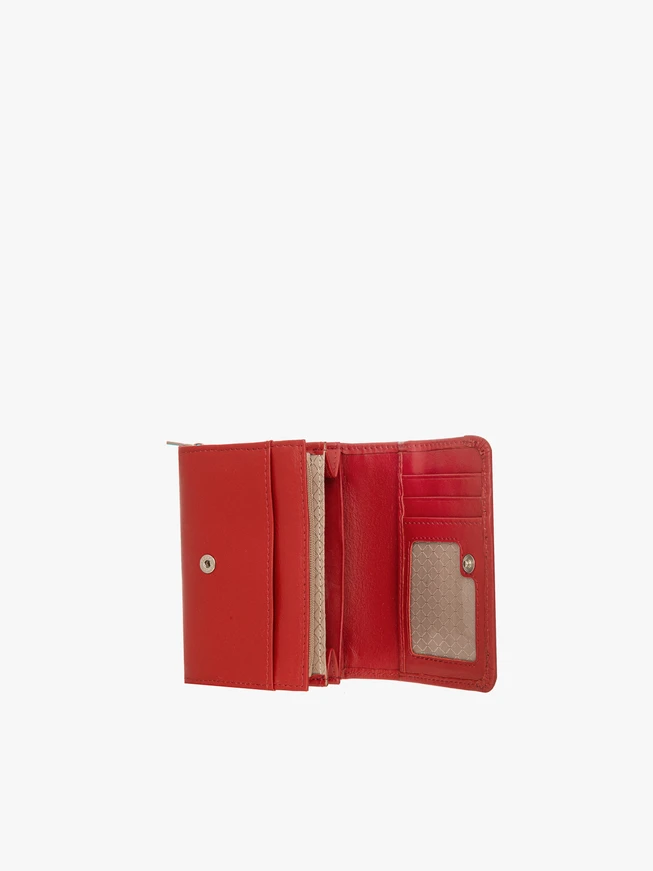 Red wallet with silver details