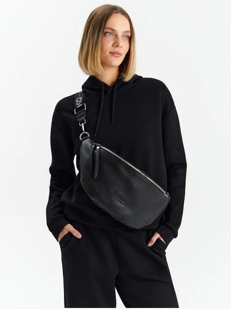 Geräumige Nieren-Kreuztasche