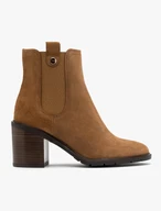 Ginger Chelsea boots on a chunky block heel