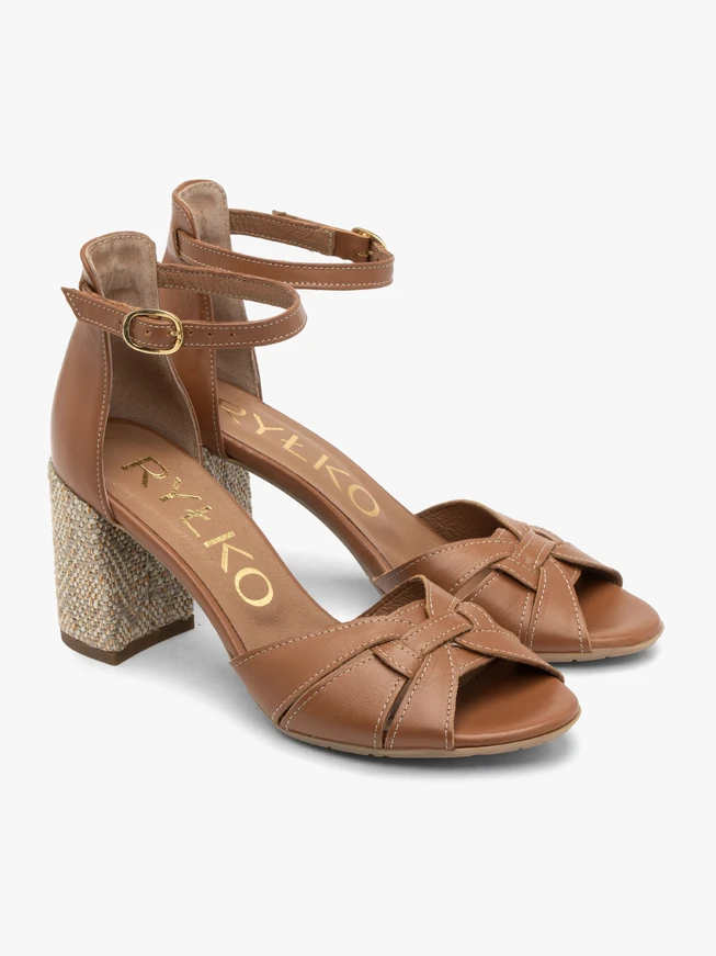 Hellbraune Damen-Sandalen mit dekorativem Absatz