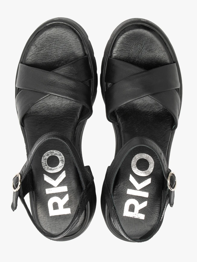 Schwarze Sandalen mit festem Boden