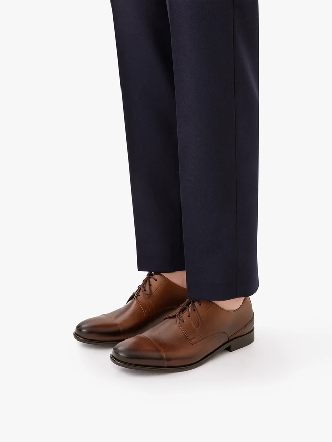 Klassische formelle Herrenschuhe