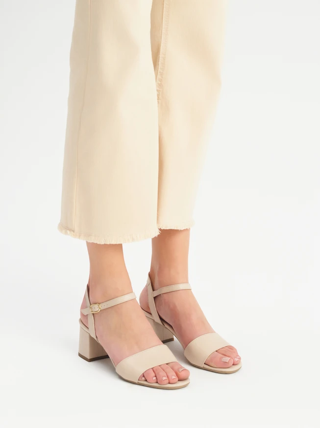 Classic cream heeled sandals