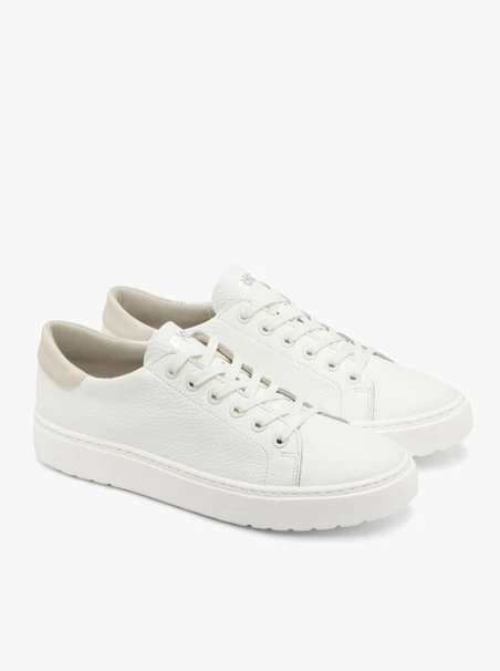 White sporty shoes with lightweight sole