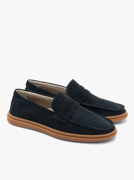 Mokassins aus marineblauem Veloursleder