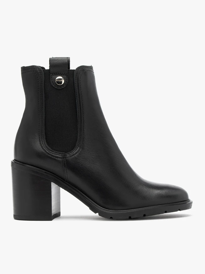 Black Chelsea boots with chunky block heel