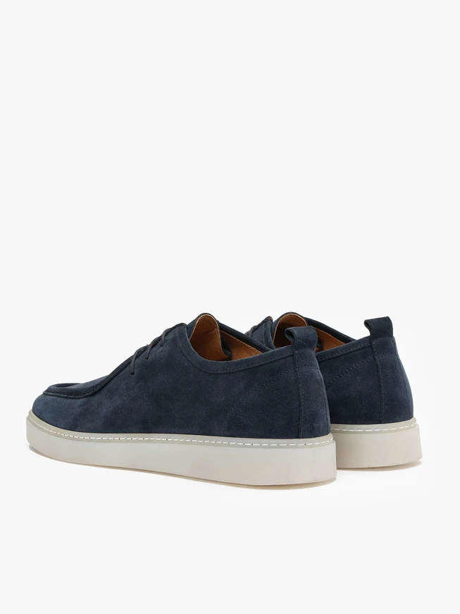 Halbschuhe aus Veloursleder für Männer mit Ziernähten