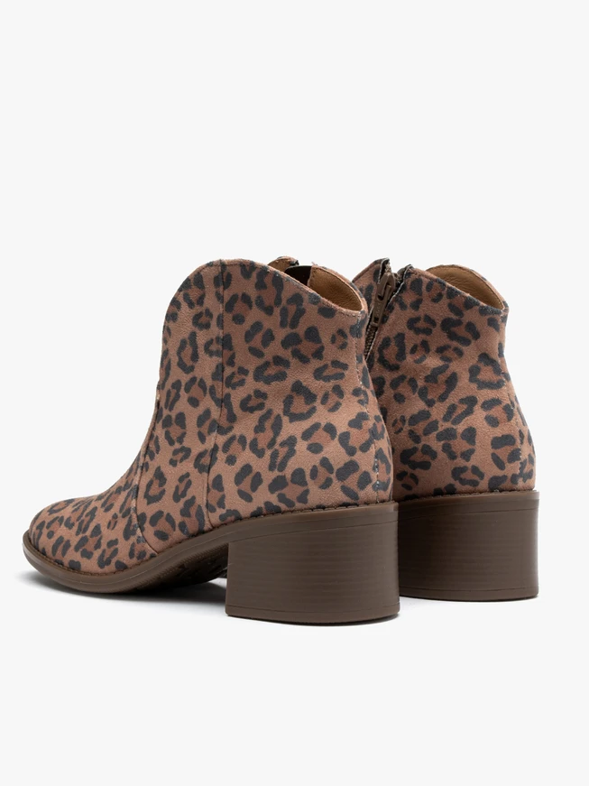 Cowboystiefel mit Leopardenmuster
