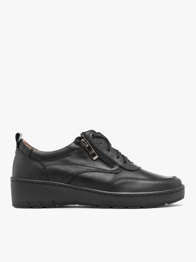 Schwarze niedrige Plateauschuhe für Frauen