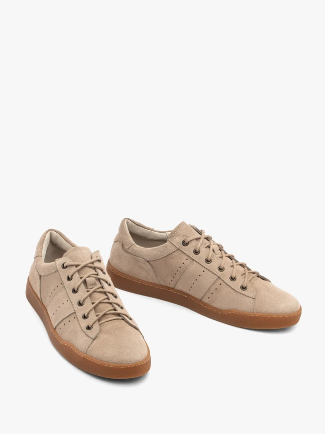Suede sporty shoes