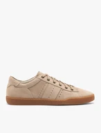 Suede sporty shoes