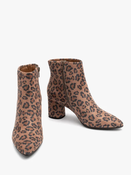 Damenstiefel mit Leopardenmuster