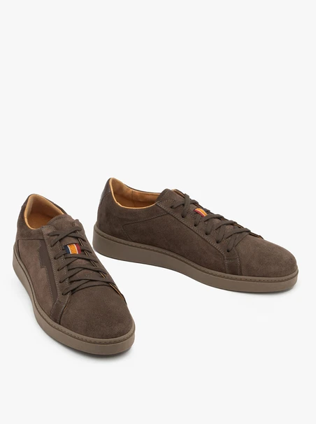Braune Herren Halbschuhe aus Veloursleder
