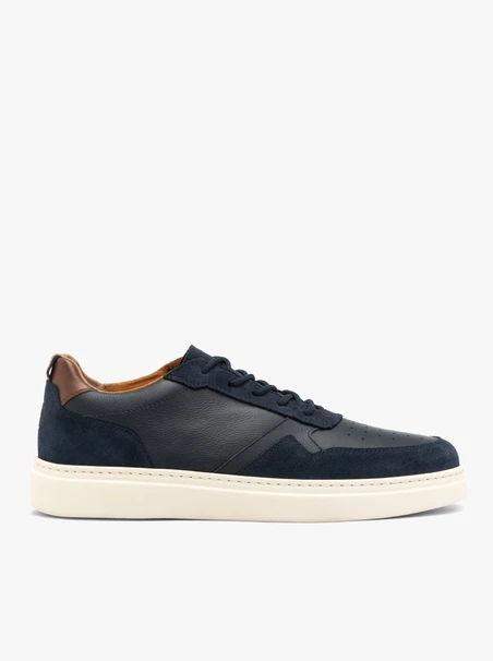 Marineblaue Turnschuhe für Männer