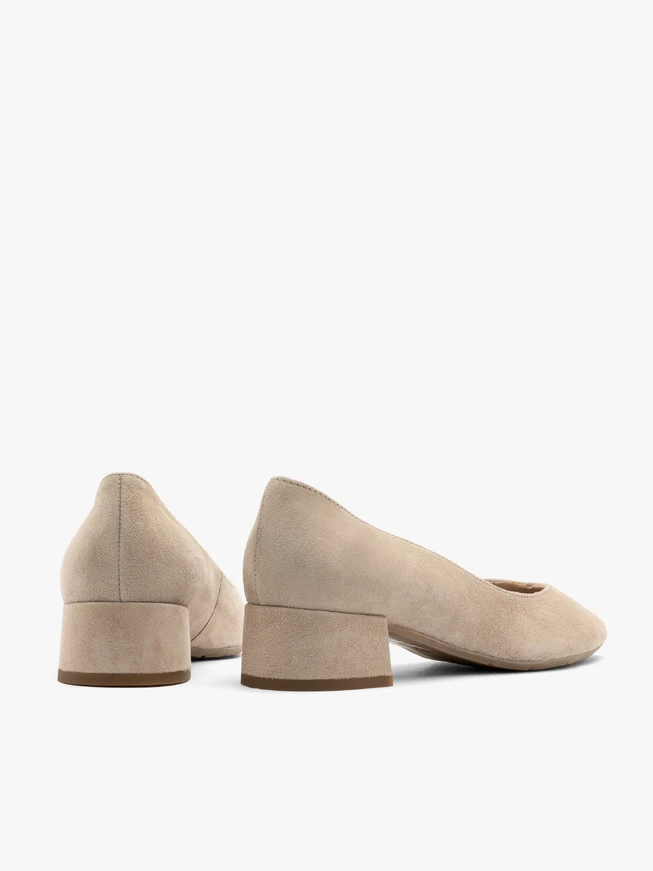 Pumps aus Velours mit niedrigem Absatz