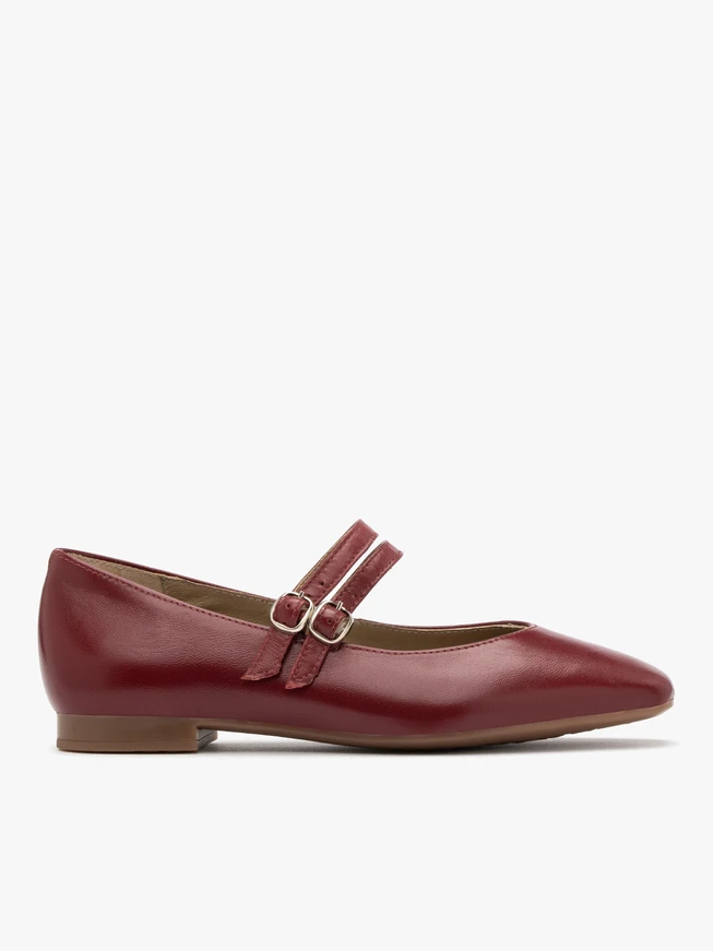Kastanienbraune Ballerinas mit zwei Riemen