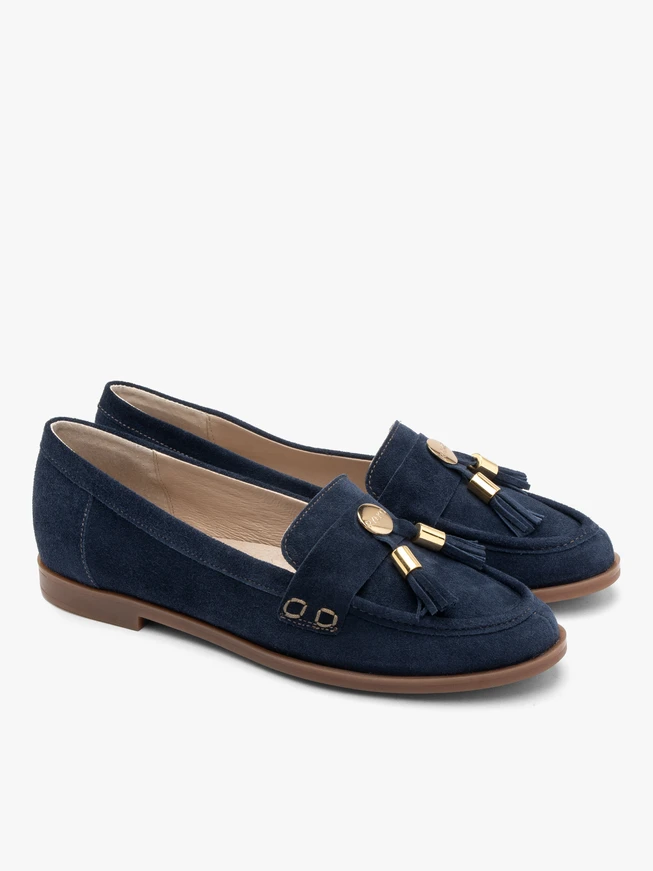 Velvet loafers with tassels