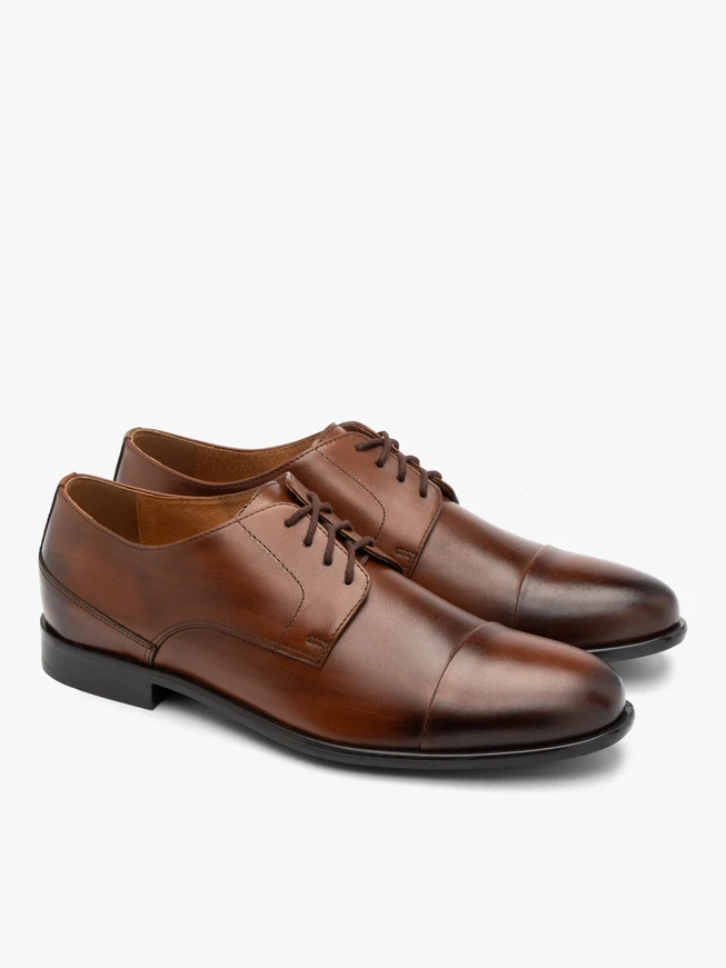 Klassische formelle Herrenschuhe