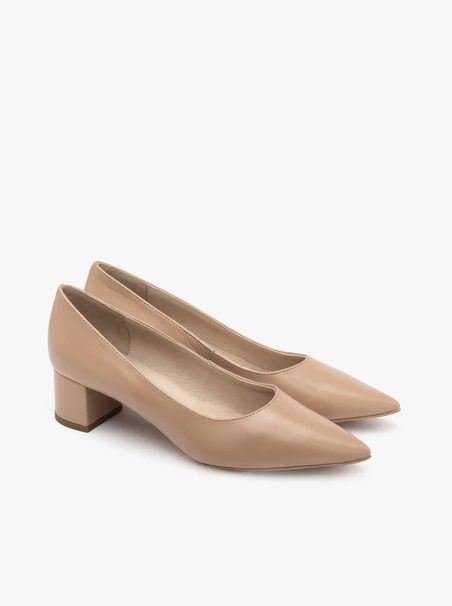 Beigefarbene Pumps mit Stilettoabsatz