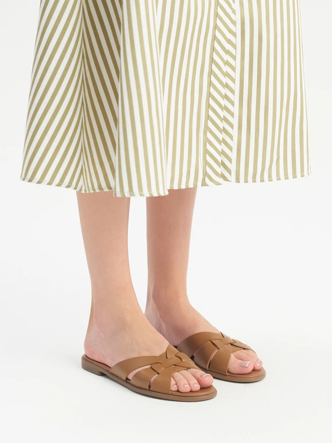 Hellbraune karierte Damen-Flip-Flops