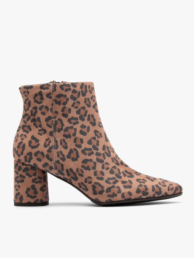 Damenstiefel mit Leopardenmuster