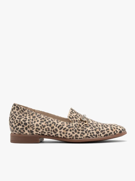 Leopard-print women’s loafers