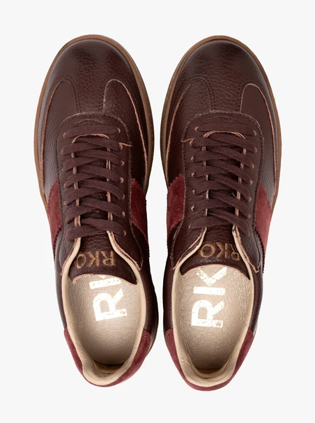 Kastanienbraune sportliche Halbschuhe für Damen mit flacher Sohle