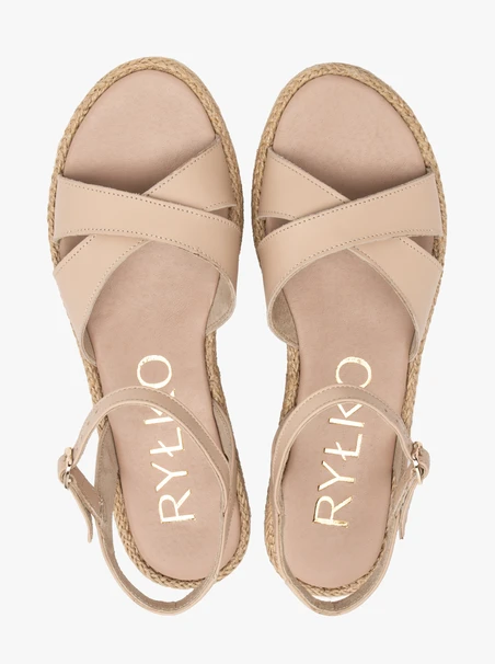 Beige Sandalen