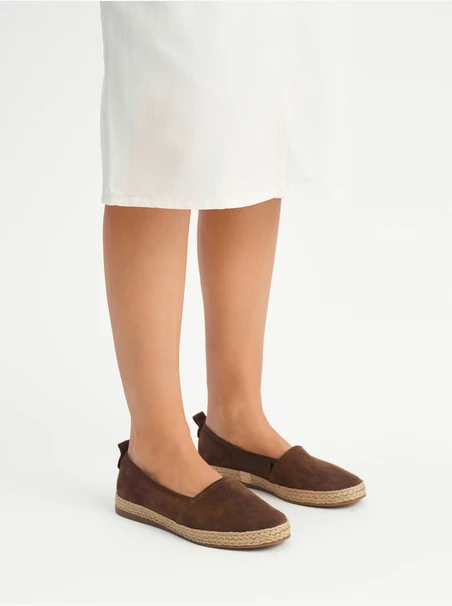 Espadrilles aus braunem Velours für Frauen