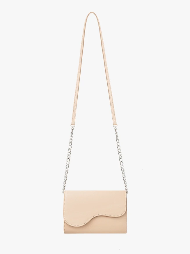 Beige elegante Handtasche mit dekorativer Klappe