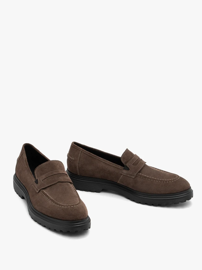 Velvet chunky-sole loafers