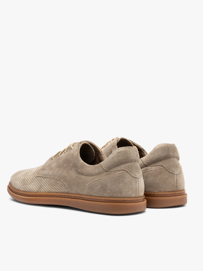 Herrenschnürschuhe mit Perforation