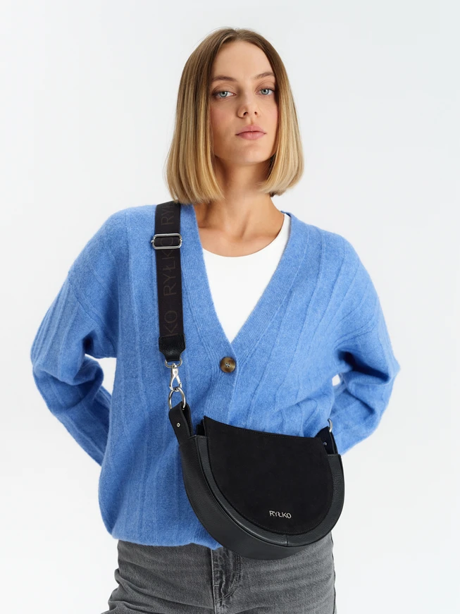 Schwarze Handtasche mit breitem Gurtband