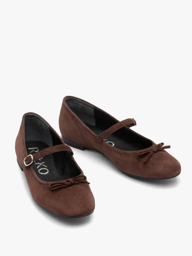 Schokoladenballerinas mit Schleife
