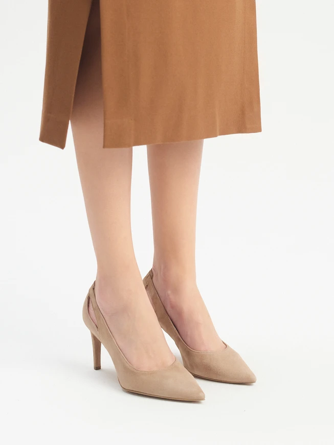 Beigefarbene Stiletto-Pumps