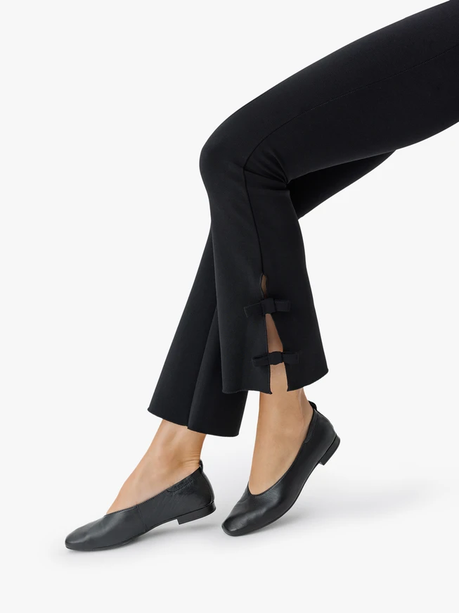 Schwarze Ballerinas mit quadratischer Zehe