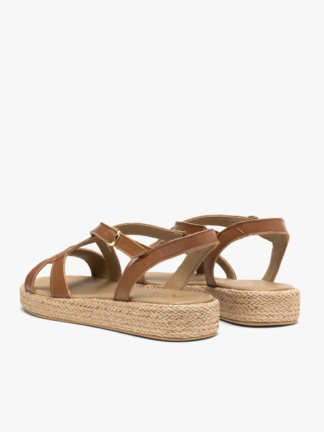 Hellbraune Damensandalen mit Schnürsenkel