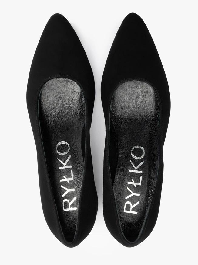 Schwarze Pumps aus Velours mit niedrigem Absatz