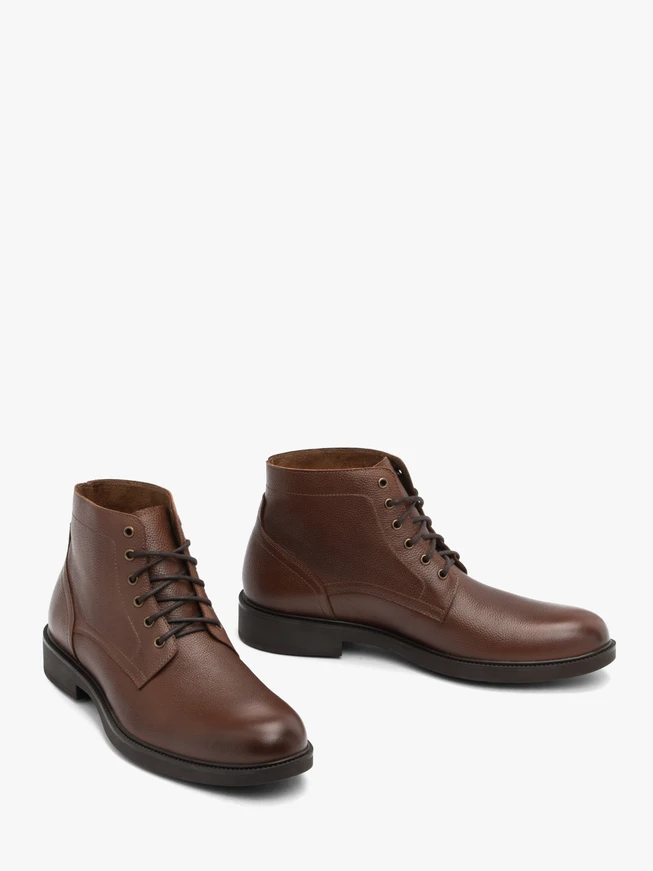 Braune Vollnarbenlederstiefel