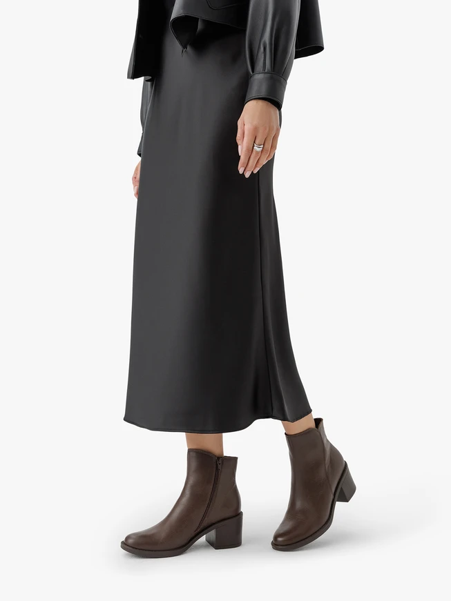 Dunkelbraune Stiletto-Stiefel