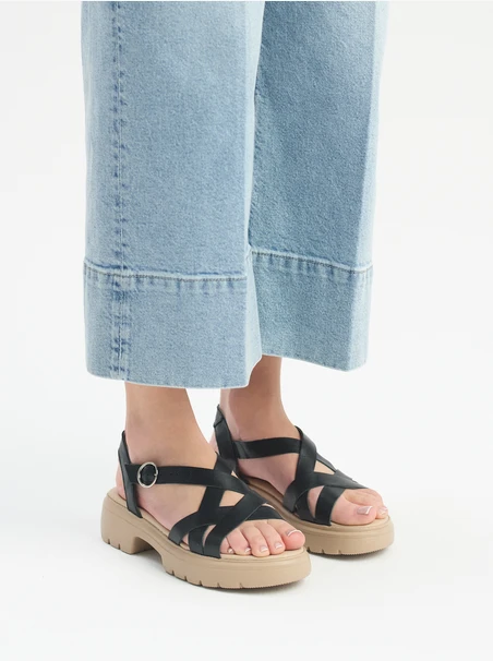 Schwarze Damen Plateausandalen