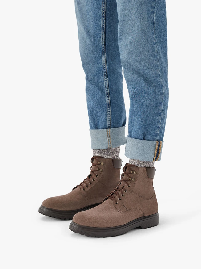 Braune Freizeitstiefel