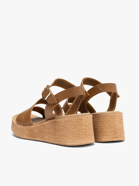 Light brown women’s platform sandals