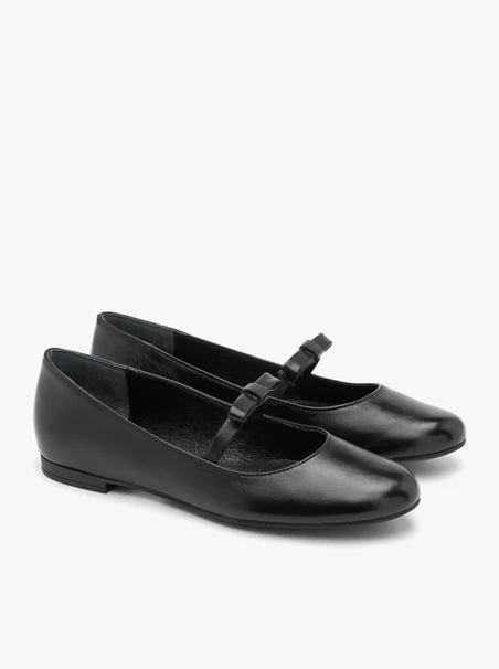 Black Retro Ballet Flats