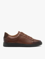 Braune Freizeithalbschuhe