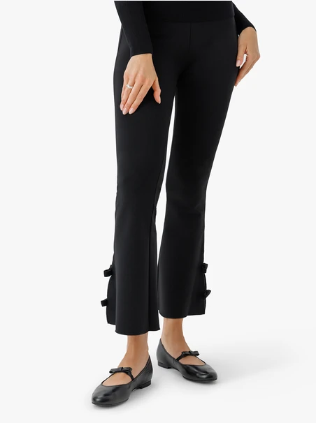 Black Retro Ballet Flats
